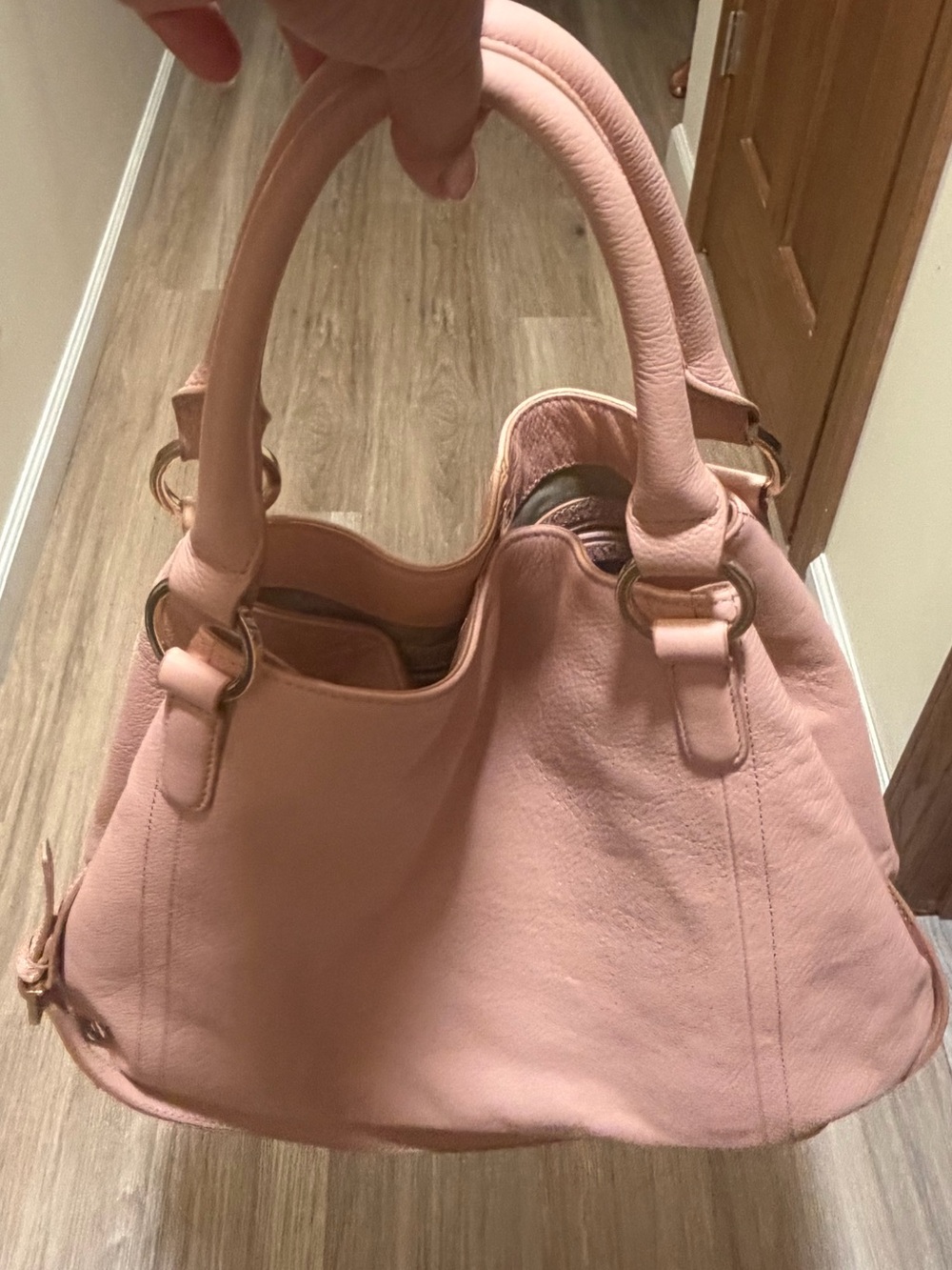 G.I.L.I Pebble Leather Tassel Convertible Hobo Bag Dust Pink/Blush - Picture 6 of 16